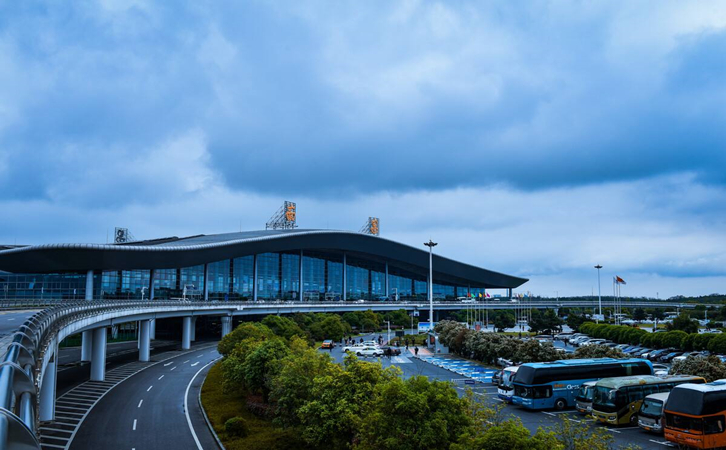 阿勒泰空运南昌机场当天达