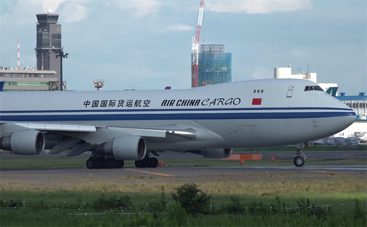 阿勒泰空运郑州机场快递